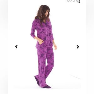 S, L size. 3/4 Sleeve Pop Over Top Mademoiselle Rio Plum Black Top S, Bottom L